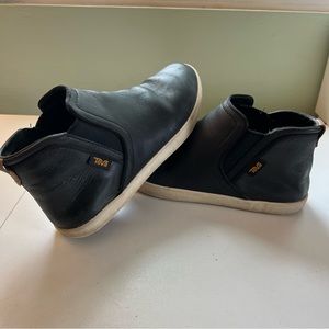 Teva Shoes | Willow Chelsea Slip On Boot